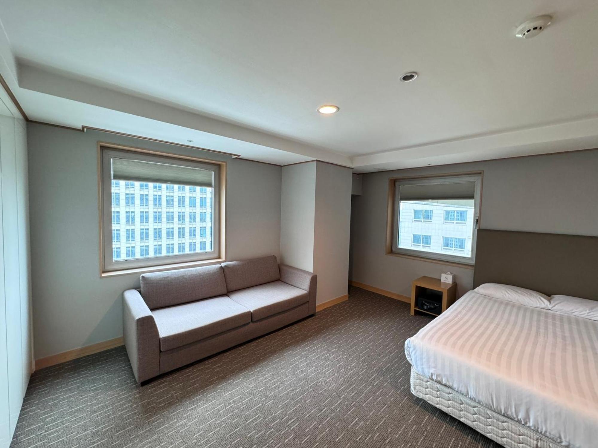 Toyoko Inn Daejeon Government Complex Exterior photo