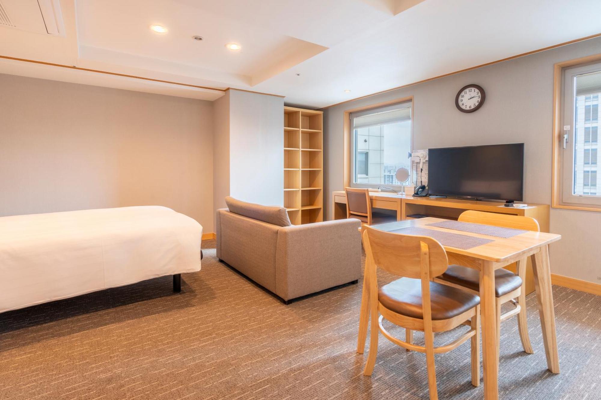 Toyoko Inn Daejeon Government Complex Exterior photo